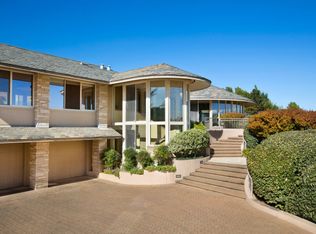 10631 Magdalena Rd, Los Altos Hills, CA 94024