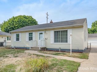 1701 34th St SW, Wyoming, MI 49519