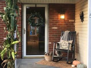 56 Tyburn Ln, South Setauket, NY 11720