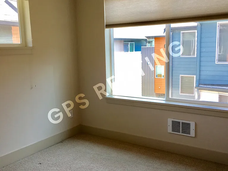 420 N 130th St — Photo 17