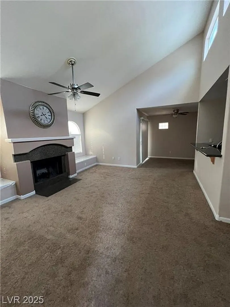 9325 W Desert Inn Rd. #206 — Photo 4