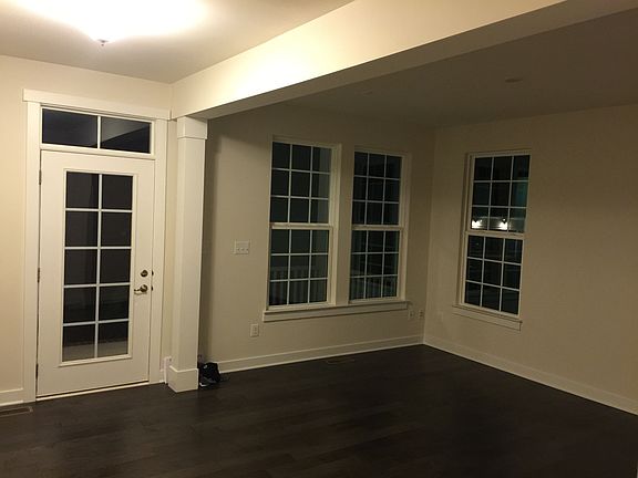 4th image of 16915 Takeaway Ln