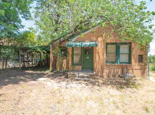 2516 W Gentry Pkwy, Tyler, TX 75702