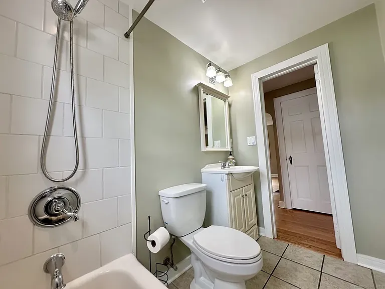 33 Emerson St — Photo 14