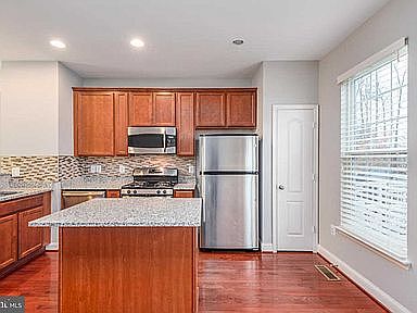 cbe7dd80355a6d6275c006ed02a71f1d-cc_ft_384_11162021