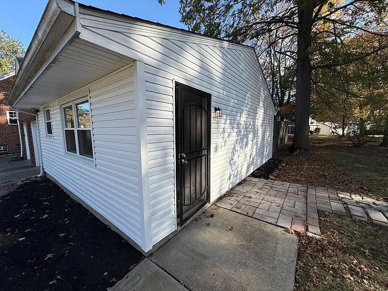 30871 Lorain Rd — Photo 11