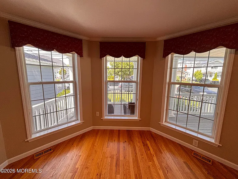 513 Evergreen Ave — Photo 41