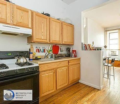 2nd image of 398 3rd Ave APT 1B