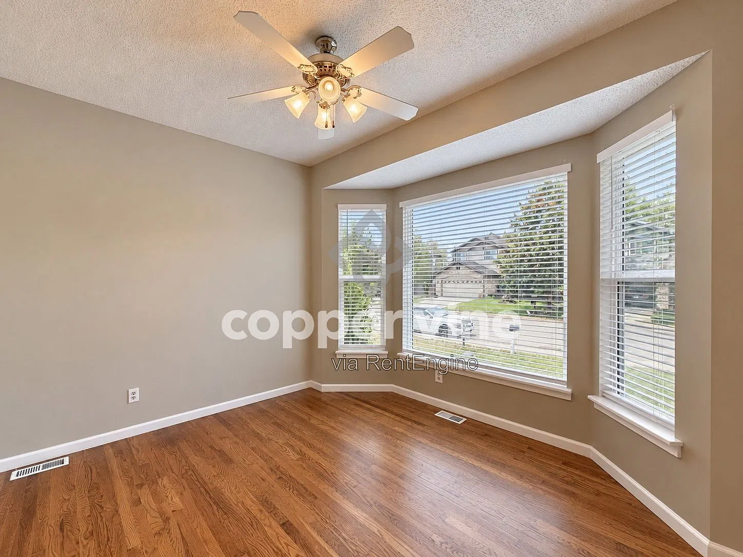 3 bed, 3.0 bath, 1627 sqft, $2,980 — Photo 2