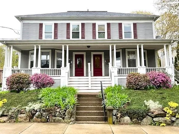 29 Topsfield Rd #4, Ipswich, MA 01938