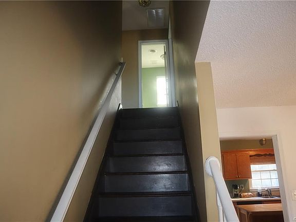4th image of 23113 Pheasant Ct