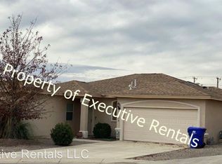 1725 Winton Dr, Las Cruces, NM 88007