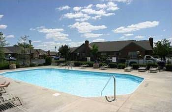 3rd image of 2412 Sportsman Dr