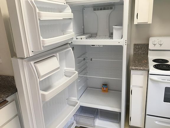 Refrigerator, clean