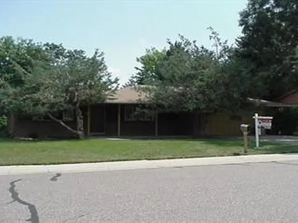 2546 Moore St, Lakewood, CO 80215