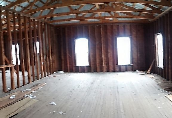 Top Floor. New Trusses 2015