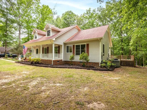 979 Paige Dr, Lawrenceburg, TN 38464