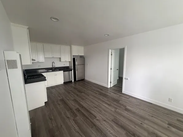 910, 930 N Freeman Ave #924-01, Long Beach, CA 90804