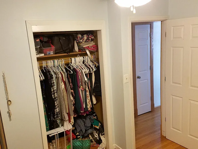 303 Village Dr — Photo 16