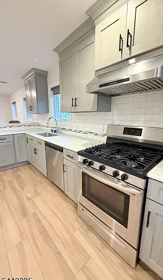 211 Main St #3 — Photo 2