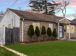 130 S 17Th Ave, Manville Boro, NJ 08835