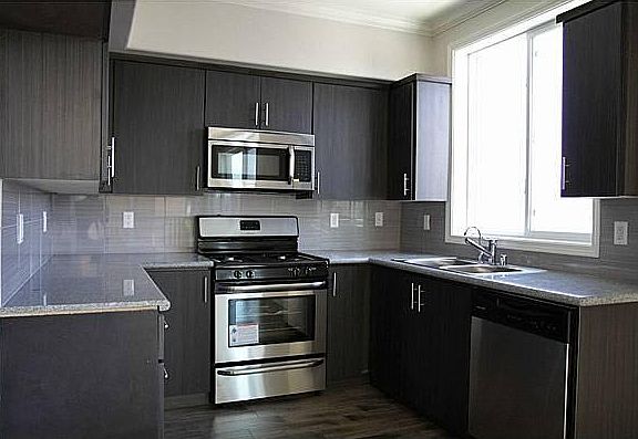 3rd image of 6851 Laurel Canyon Blvd APT 4