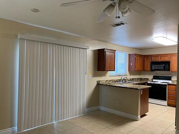 3rd image of 8208 Moradi Ave