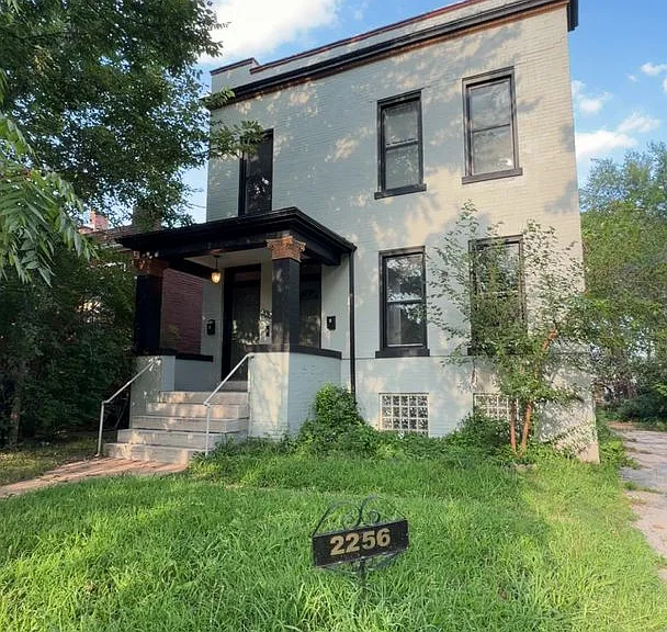 2256 Blendon Pl — Photo 1