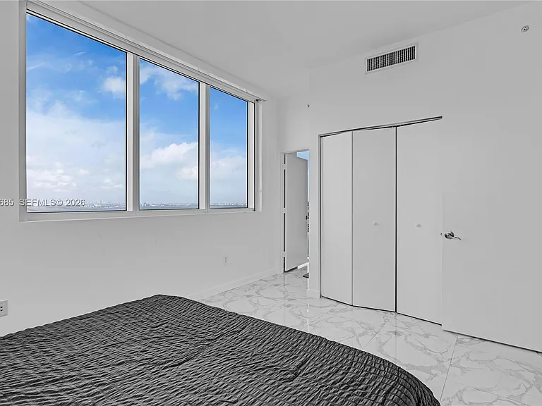 244 Biscayne Blvd #4708 — Photo 22