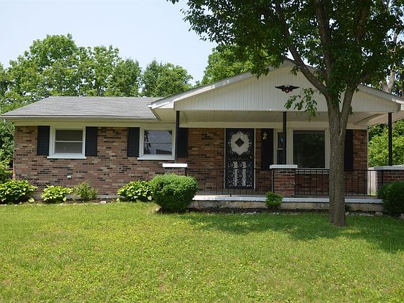 3rd image of 1567 Van Buren Dr