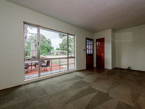 4th image of 533 White St