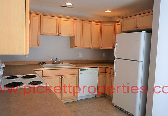 5th image of 6506 Newaukum Pl NE