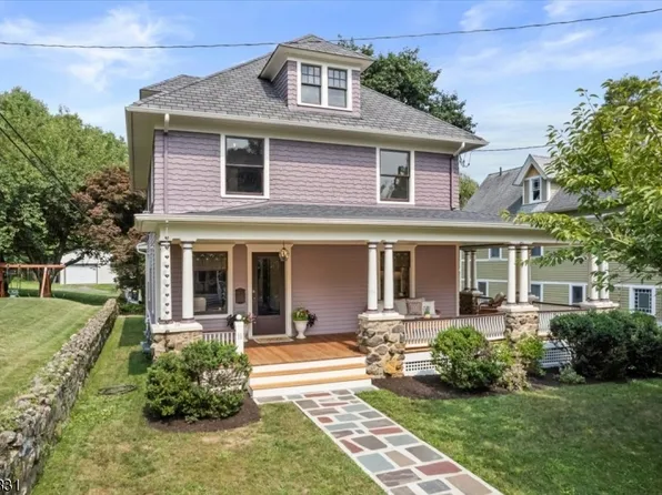 11 Thomas Street, High Bridge Boro, NJ 08829