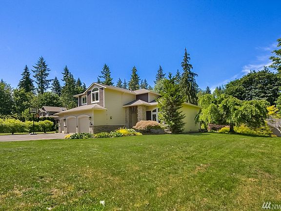 3rd image of 16235 216th Ave NE