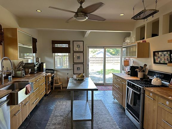 3rd image of 5719 Palo Pinto Ave