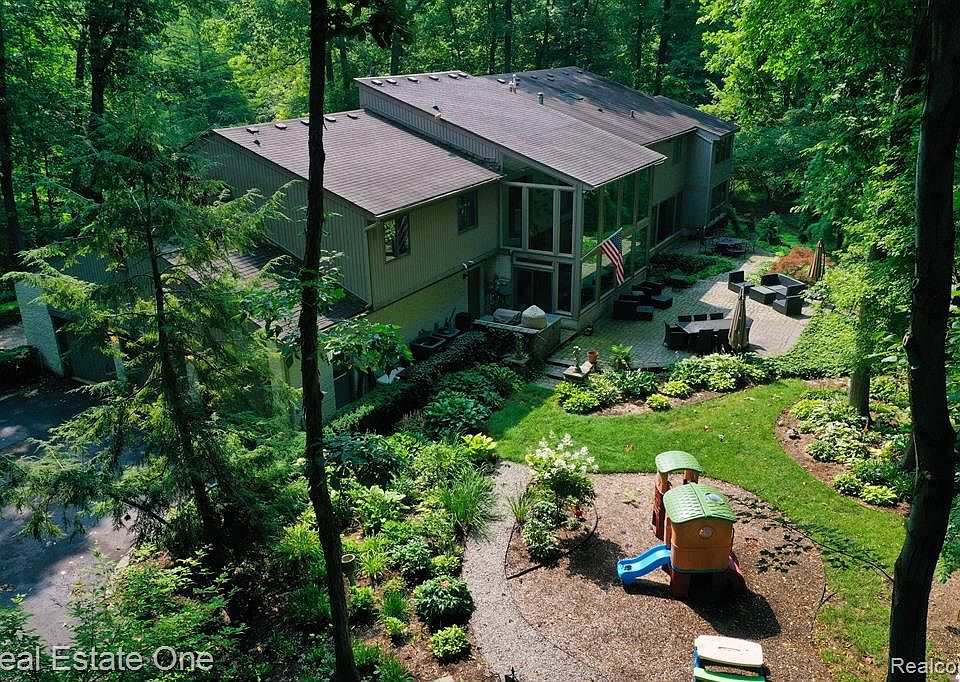 28575-danvers-ct-farmington-hills-mi-48334-mls-20230059821-zillow