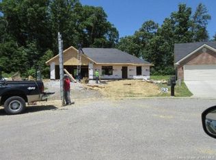 2207 Goldenrod Cir, Sellersburg, IN 47172