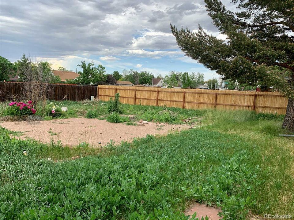 2nd image of 10807 E 6th Pl