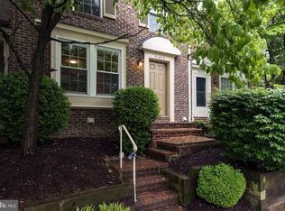 9403 Lost Trail Way, Rockville, MD 20854