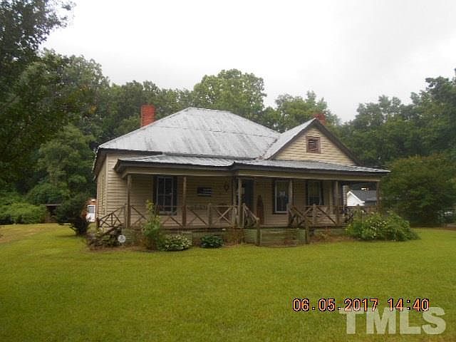 1st image of 1065 Arbor Ln