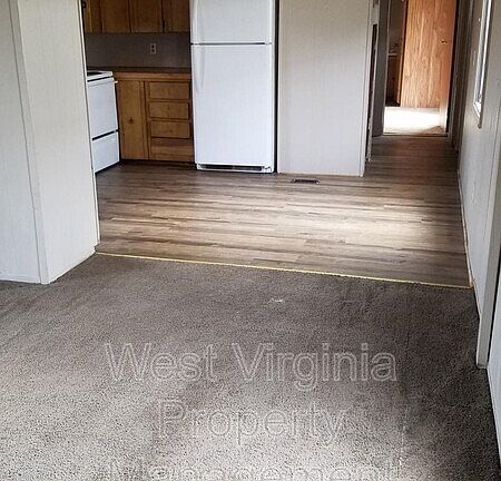 4th image of 103 Jean Ln
