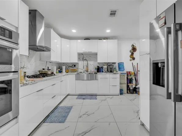 1570 NW 132nd St #1570, Miami, FL 33167