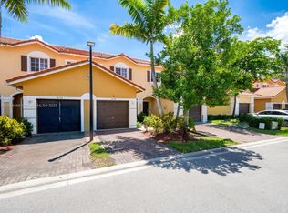 8138 SW 17th Ct, North Lauderdale, FL 33068