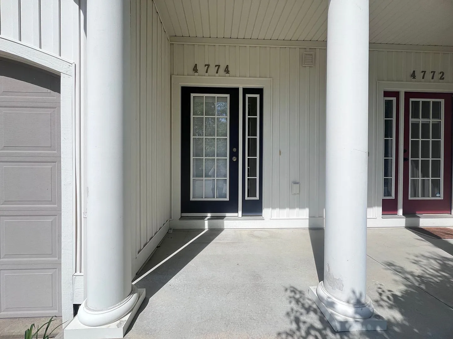 Beautiful 2 Bedroom Townhouse! — Photo 3