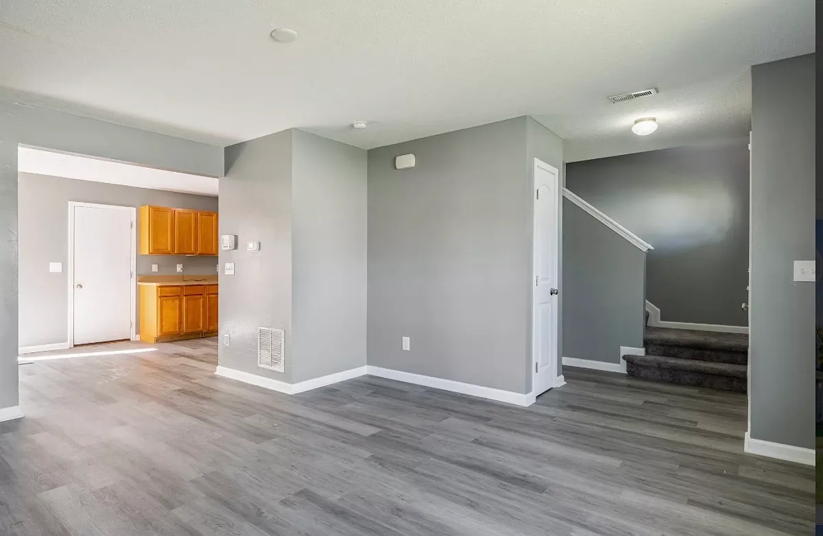 3 bed, 2.5 bath, 1516 sqft, $2,500 — Photo 2