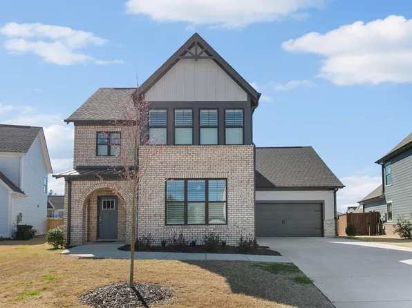 858 Griffin Park Cir, Birmingham, AL 35242