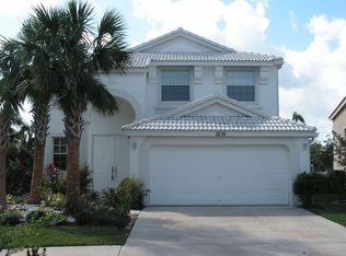 1216 Oakwater Dr, Royal Palm Beach, FL 33411