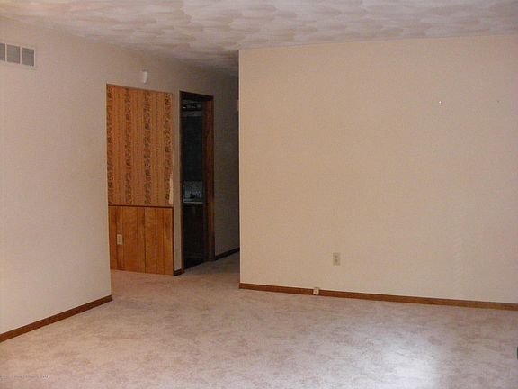 4th image of 1207 West St