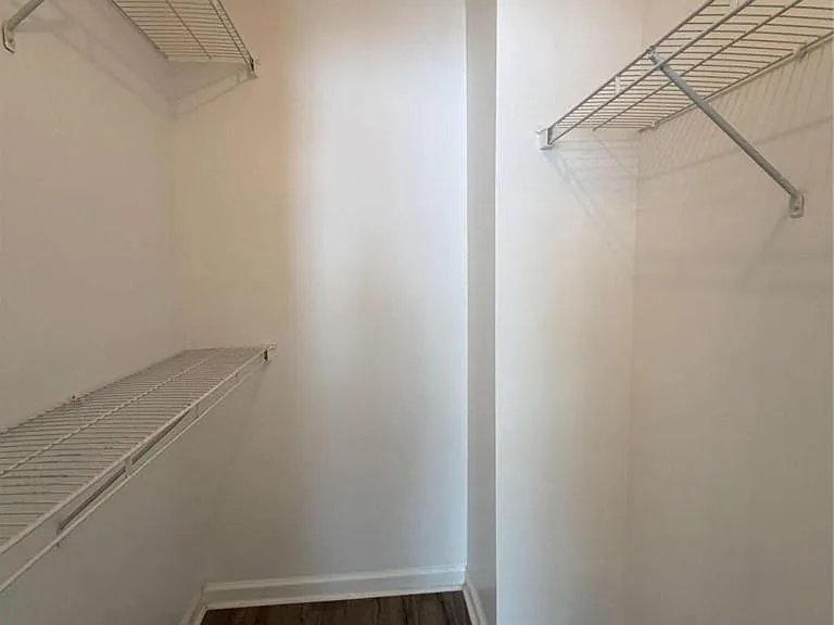 644 Kenridge Dr — Photo 25