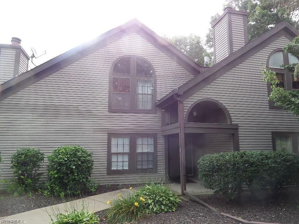 1st image of 3800 Northwoods Ct NE